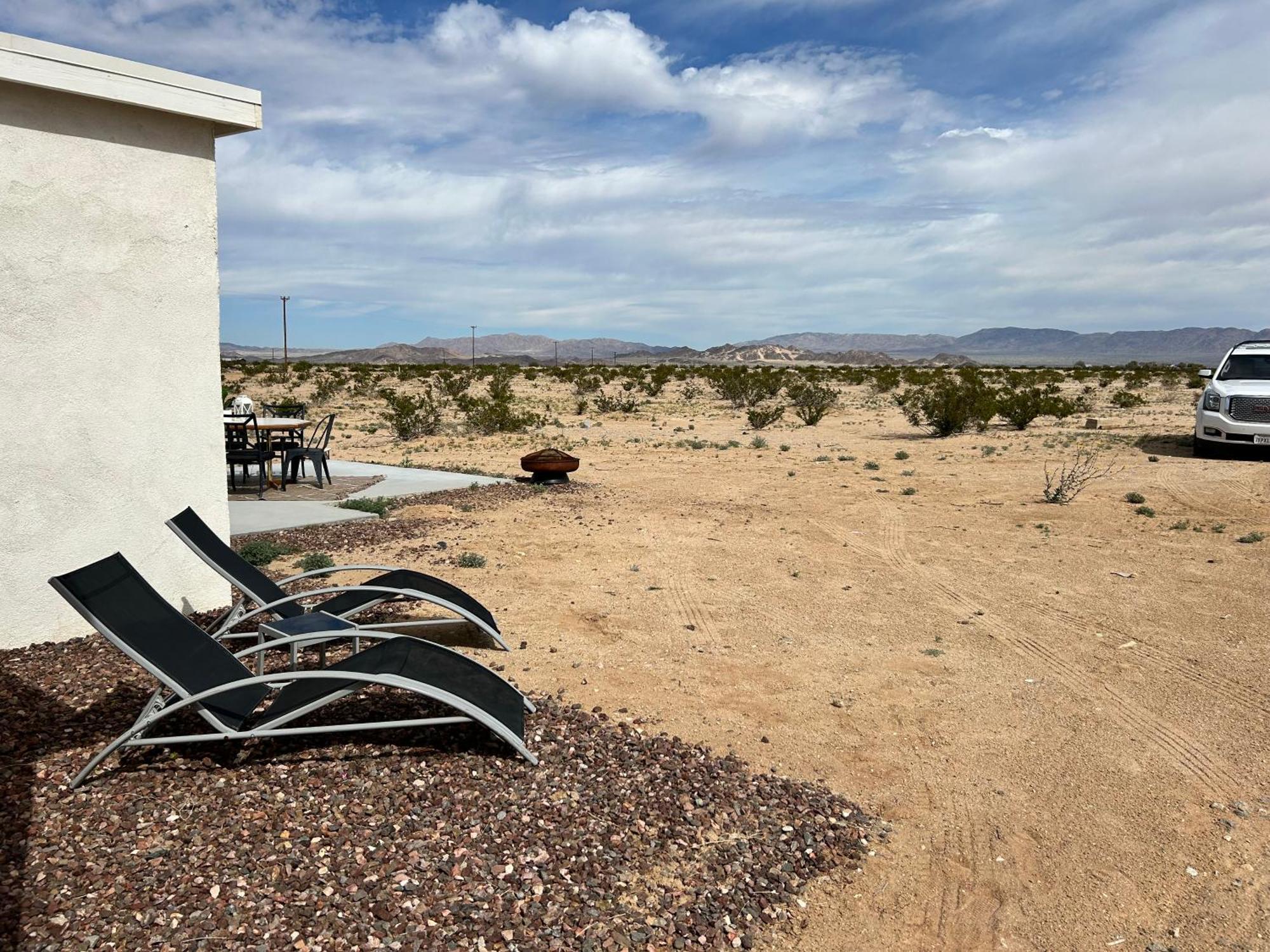 Serene Modern Home Backdoor With Great Wifi, Games, Movies, Patio Seating And Bbq Easy Access To North Joshua Tree National Park In 10 Minutes Twentynine Palms Exteriör bild