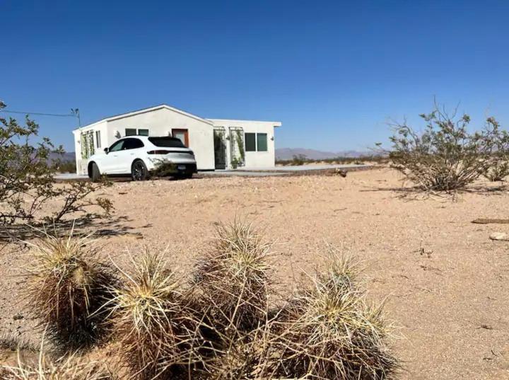 Serene Modern Home Backdoor With Great Wifi, Games, Movies, Patio Seating And Bbq Easy Access To North Joshua Tree National Park In 10 Minutes Twentynine Palms Exteriör bild