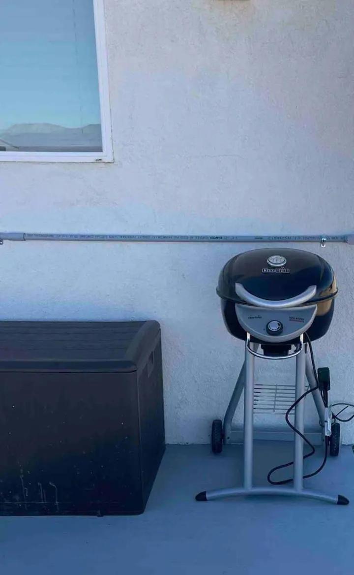 Serene Modern Home Backdoor With Great Wifi, Games, Movies, Patio Seating And Bbq Easy Access To North Joshua Tree National Park In 10 Minutes Twentynine Palms Exteriör bild