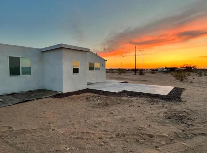 Serene Modern Home Backdoor With Great Wifi, Games, Movies, Patio Seating And Bbq Easy Access To North Joshua Tree National Park In 10 Minutes Twentynine Palms Exteriör bild