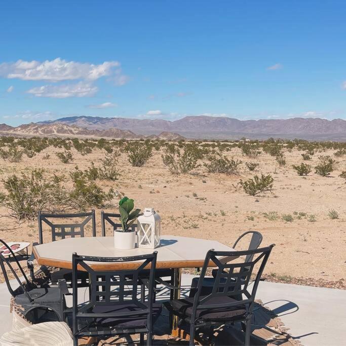 Serene Modern Home Backdoor With Great Wifi, Games, Movies, Patio Seating And Bbq Easy Access To North Joshua Tree National Park In 10 Minutes Twentynine Palms Exteriör bild