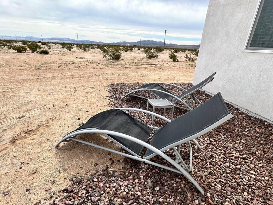 Serene Modern Home Backdoor With Great Wifi, Games, Movies, Patio Seating And Bbq Easy Access To North Joshua Tree National Park In 10 Minutes Twentynine Palms Exteriör bild